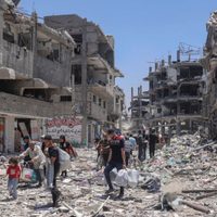 Ataque aéreo israelí mata a 20 personas en el norte de Gaza