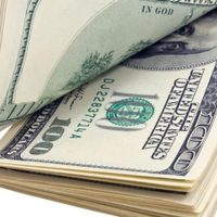 El dólar blue cerró la jornada con una baja de un peso