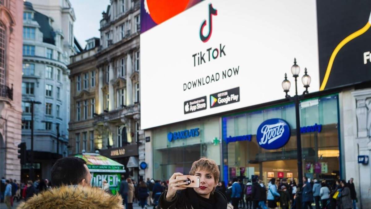 Publicidad de TikTok