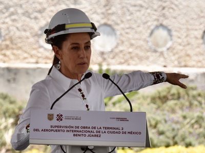 Sheinbaum reprobó la “falta de respeto” de Lilly Téllez hacia Elena Poniatowska