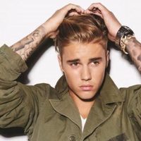 ¿Es un delito? Esto fue lo que Justin Bieber le robó al recordado Elvis Presley ¡Por poco no puede!
