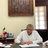 Adán Augusto López plantea reducir los diputados plurinominales en Tabasco