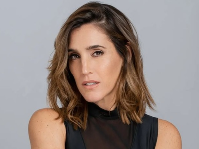 Soledad Pastorutti deslumbra con un top metálico que redefine el estilo en “La Voz Argentina”