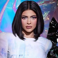Kylie Jenner quiso presumir su vestido pero terminó mostrando de más ¡Ojo cardíacos!