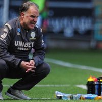 "Bielsa no lo hagas": el viral cuestionamiento y la polémica alrededor del Leeds