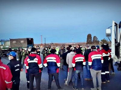 Sigue el corte en Arroyito: día clave y apoyo para los mineros de Andacollo