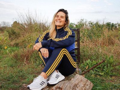 Asomó con todo: Mica Vázquez y una postal de su dulce pancita que nos derritió por completo