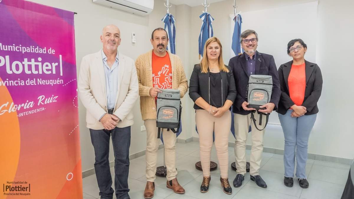Acto realizado en Plottier. Fuente: (Municipalidad de Plottier)