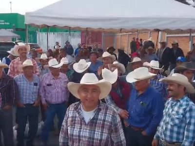 Productores de cebada se plantan en Cervecera Heineken; acusan incumplimiento de precio del grano