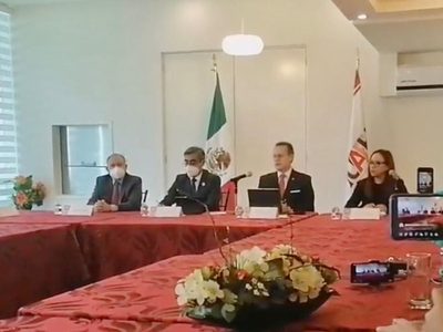 Renuncia rector de la UAEH; en curso, proceso por presunto lavado de dinero en la institución