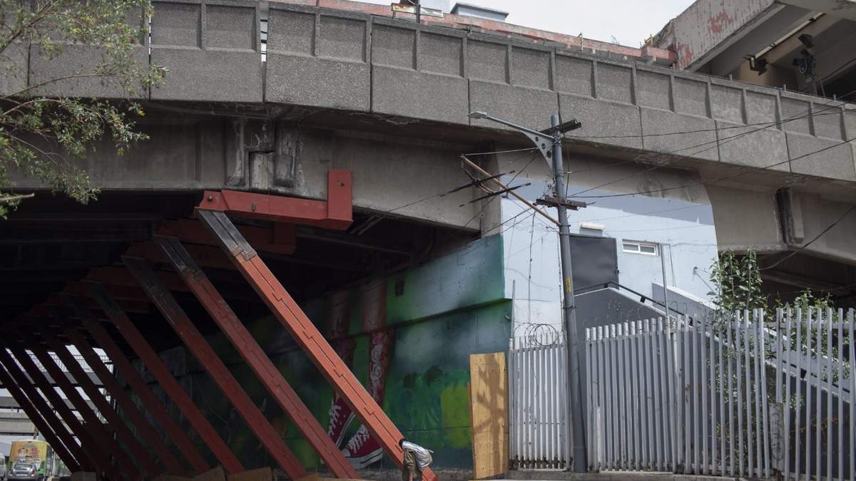Obras de reforzamiento realizadas por el gobierno de la Ciudad de México en la parte elevada de la Línea 9