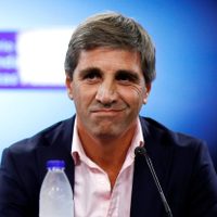 Luis Caputo se mostró optimista con la inflación y aseguró que seguirá en caída libre