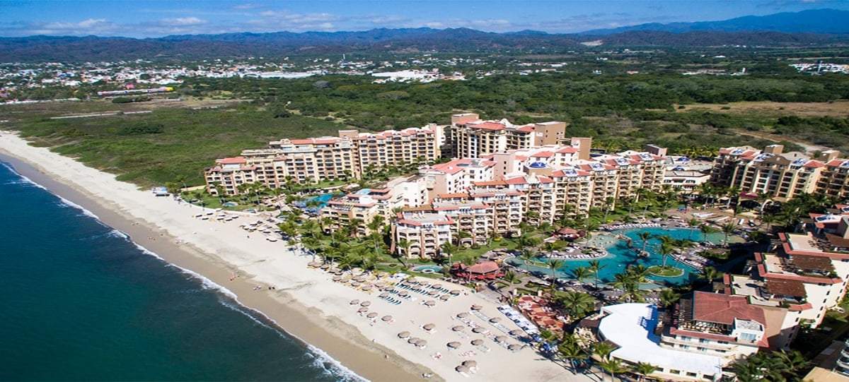 Aguas cristalinas y hoteles de lujo en el Pacífico mexicano. Fuente: (Instagram)