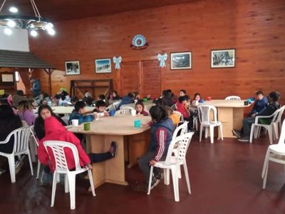 La comunidad educativa de la Escuela 161 de Payla Menuko pide que se finalice la obra de su edificio