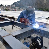 Aranceles a México y Canadá por el aluminio y el acero serán del 50%: EFE