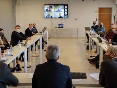 Sergio Uñac destacó la creación de una fábrica de paneles solares en San Juan