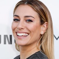 “Si me quedo quieto seguro no me ven”: Blanca Suárez compartió una foto con un personaje escondido