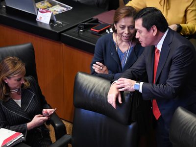 AMLO acusa a Osorio Chong y Vázquez Mota de frenar la ley reglamentaria de la revocación de mandato