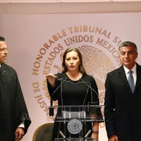 Martha Erika Alonso arranca su gobierno sin representante de AMLO