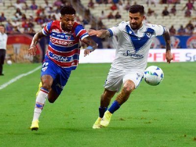 Vélez le gana a Fortaleza