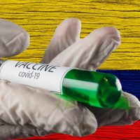 Colombia refuerza su campaña de vacunación con la candidata china Sinovac