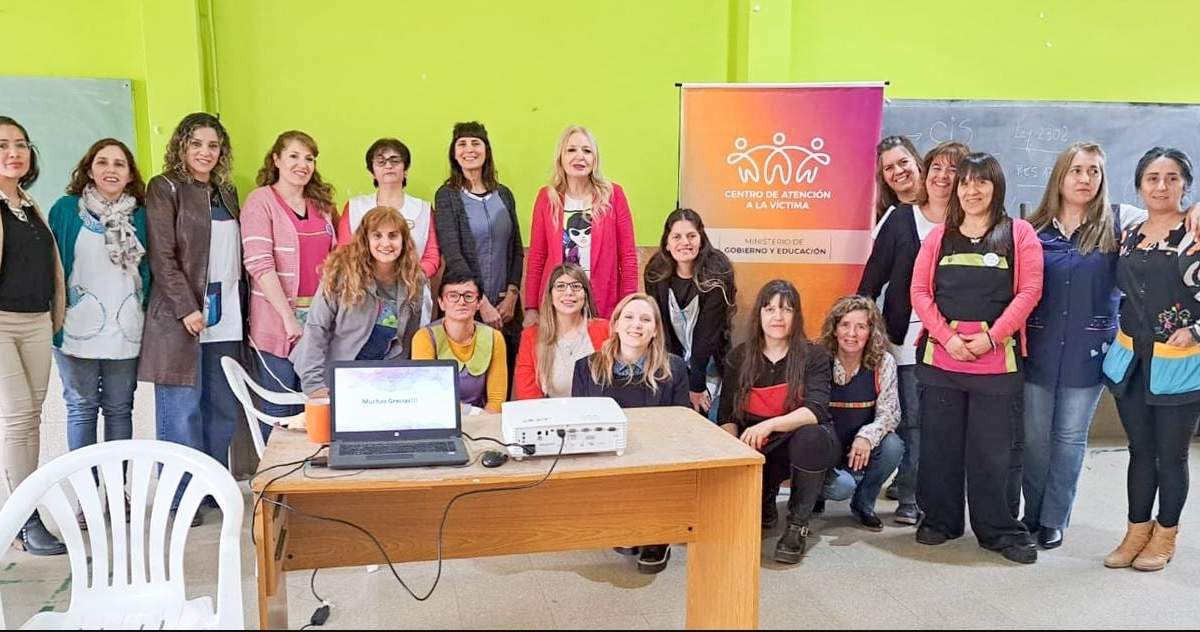 Jornadas de capacitación dirigidas a directivos y docentes. Fuente: (Gobierno de Neuquén)