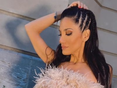 Una diosa griega: Silvina Escudero deslumbra con el vestido que vas a querer usar en este Año Nuevo