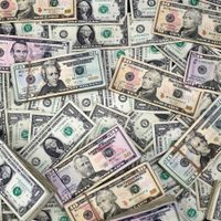 Subió de nuevo: el dólar blue se acerca a los 130 pesos