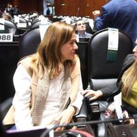 Margarita Zavala reaparece en sesión de la Cámara de Diputados; así la recibieron (Video)