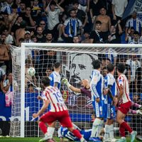 Julián Álvarez metió un golazo de tiro libre pero el Atlético terminó abajo
