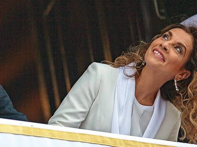 Beatriz Gutiérrez Müller despliega a sus "cónsules de la memoria"
