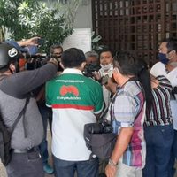 Amenazan con quemar vehículos de Grupo Carso si no contrata a lugareños para Tren Maya