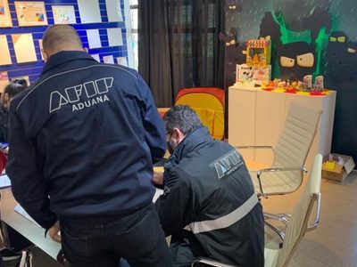 La Aduana secuestró vehículos de lujo que intentaban trasladar a Paraguay de contrabando