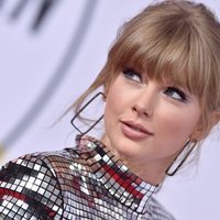 Taylor Swift dejó atónitos a sus fanáticos con una millonaria donación ¡Qué generosa!