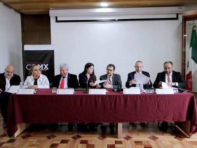 Restauranteros capitalinos firman convenio; buscan cumplimiento de normatividad