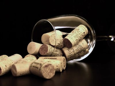 Ni se te ocurra tirar los corchos de vino: mirá el increíble uso que les podés dar en tu casa para ya no molestar a los vecinos