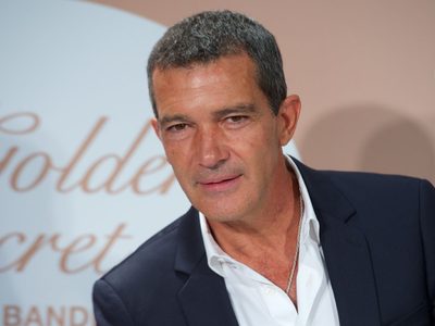 Antonio Banderas encuentra una cómica manera de hacer este anuncio
