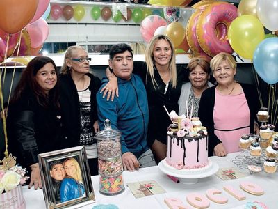 Una de las hermanas de Diego Maradona habló sobre la marcha y la presencia de Dalma y Gianinna
