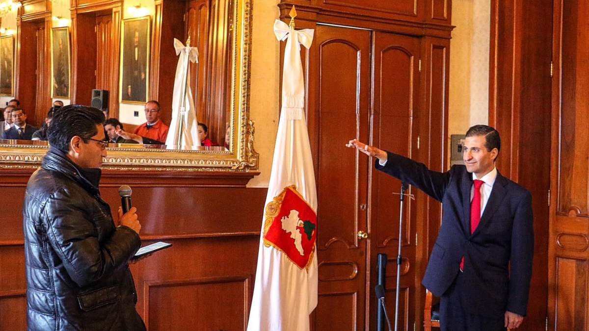 Juan Maccise Naime asumió como presidente municipal