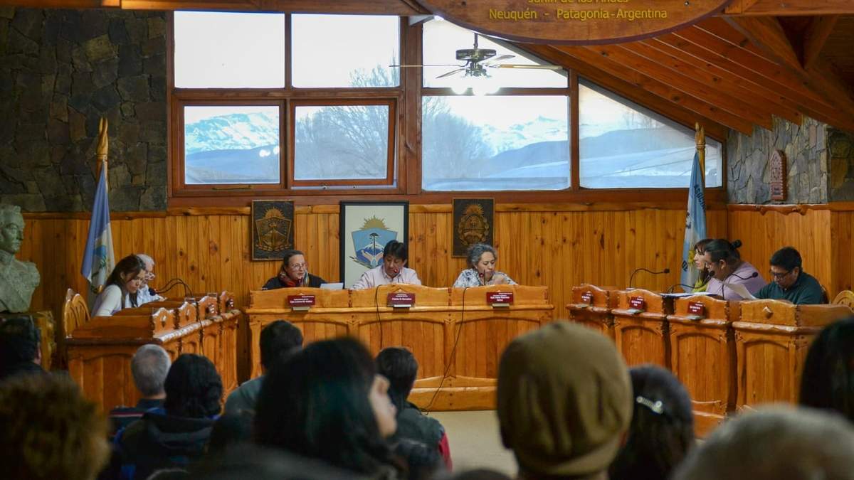 Sesión del Concejo Deliberante donde se aprobó la Tasa Vial. Fuente: (CD Junín de los Andes)