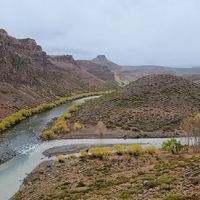 El mirador del norte de Neuquén que regala una vista única de la confluencia de dos ríos