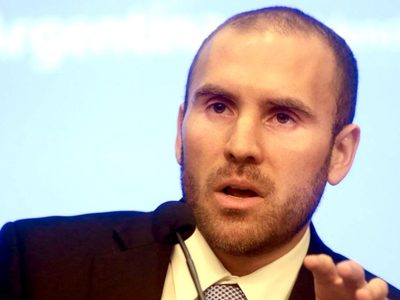 Para evitar el default: Guzmán continuará con las negociaciones a pesar del vencimiento del plazo