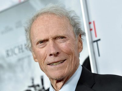 La edad es lo de menos: a sus 90 años, Clint Eastwood regresaría como director de esta película