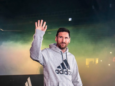 A la moda: el particular look de Adidas que eligió Lionel Messi en una publicación viral
