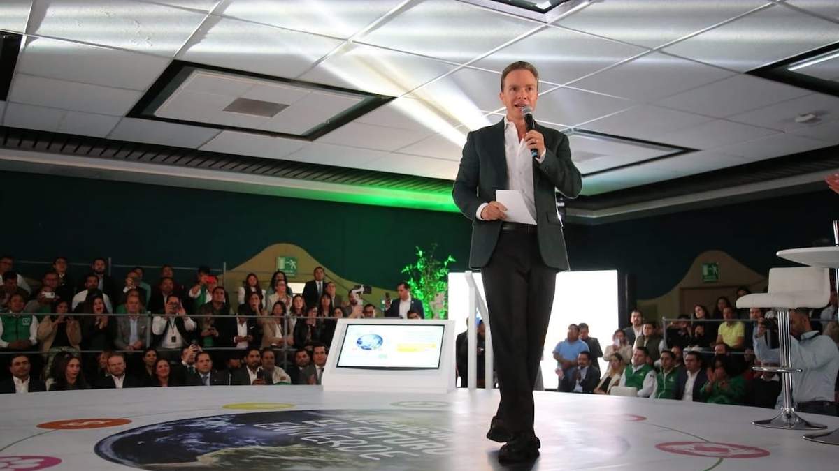 Manuel Velasco en la Convención del PVEM
