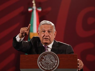 "El Chueco" llevaba "una vida tan normal", patrocinaba equipo de béisbol: AMLO