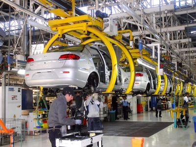 Según el Indec, la actividad económica en abril subió más del 28% con respecto al mismo mes en 2020