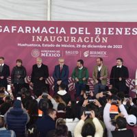 La megafarmacia impulsada por AMLO, ¿panacea o demagogia?