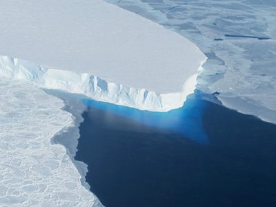 Advierten que el glaciar antártico Del Fin del Mundo aguanta apenas “con las uñas”
