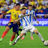James Rodríguez acusó a la Selección Argentina de ser favorecida en la final de la Copa América